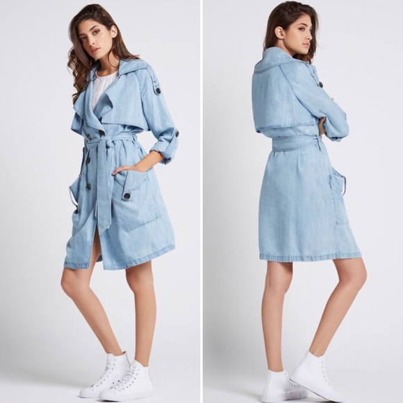 BCBGeneration Jackets & Blazers - BCBG $178 Chambray Denim Lightweight Trench Coat M